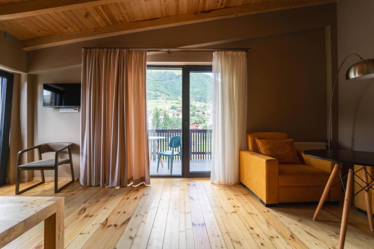Hotel Lahili Μέστια Εξωτερικό φωτογραφία
