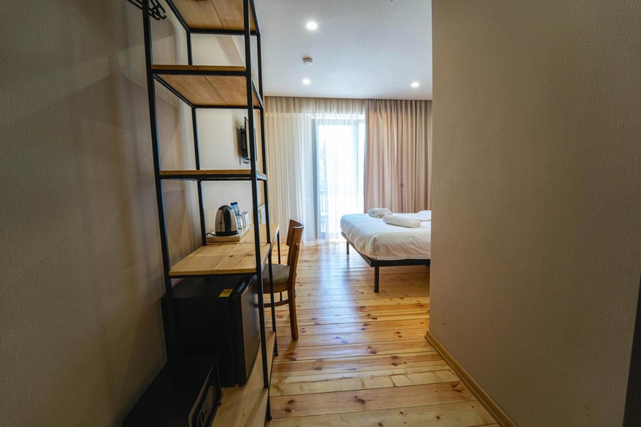 Hotel Lahili Μέστια Εξωτερικό φωτογραφία
